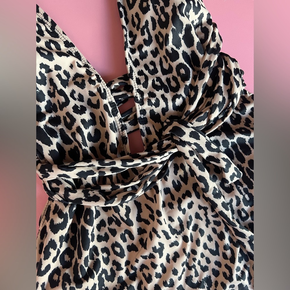 Leopard Print One Piece Swimsuit - Picture 5 of 11